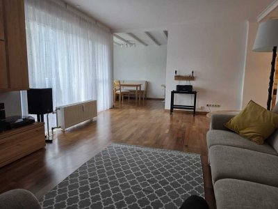 Möblierte 3-Zimmer Wohnung mit Balkon in Zentraler Lage