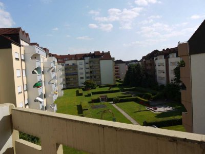 Ft.-Süd 1 Zimmer Whg. mit Einbauküche und Stellplatz