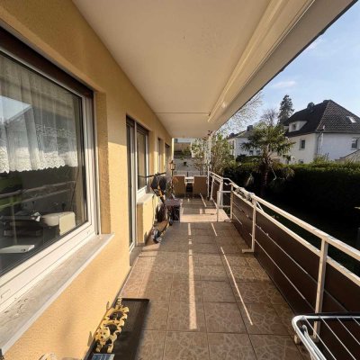 Geschmackvolle 4-Zimmer-Hochparterre-Wohnung mit Balkon in Königswinter