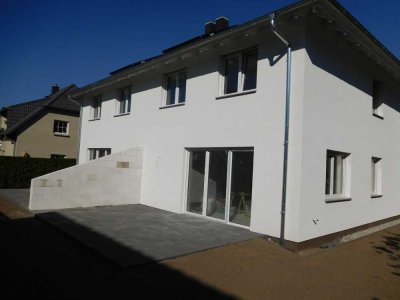 Doppelhaushälfte mit Südterrasse