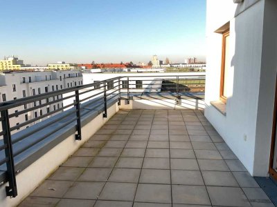3 Zimmerdachgeschoßwohnung mit Blick über Spandau