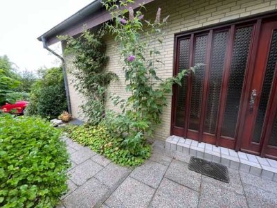 Haus mit kleinem Garten in Melle-Buer