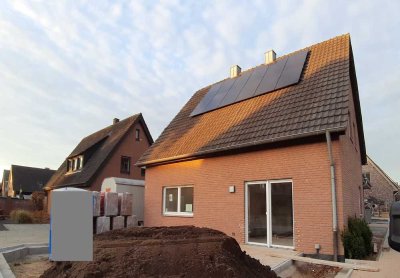 Doppelhaushälfte mit PV-Anlage in Bocholt-Lowick