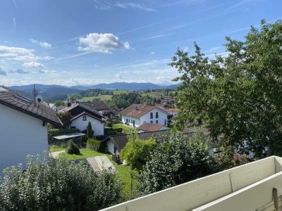 Sehr schöne, ruhige 2Zi-Wohnung ca. 50m2 mit herrlichem Ausblick in Viechtach/Blossersberg