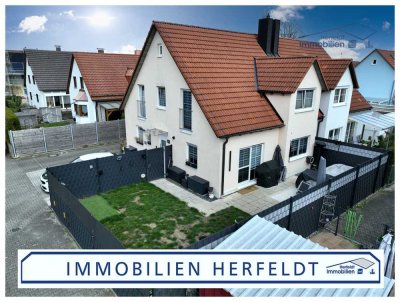 Gepflegte Doppelhaushälfte mit Südgarten & Garage in ruhiger Traumlage für gehobene Ansprüche