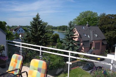 Helle 2-Zimmer Wohnung mit großer Sonnenterrasse und Rheinblick in Köln-Porz