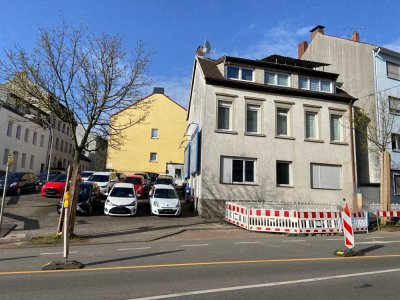 2-3 Familienhaus mit Gewerbeanteil in top Lage von Saarbrücken-Burbach