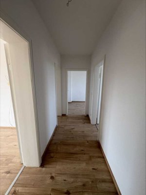 Renovierte 3-Zimmer-Wohnung in Leer