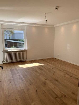 Erstbezug - kernsanierte 3-Zi. Whg. inkl. Balkon & Küche (WG geeignet)
