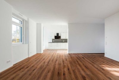 Hochwertige 4-Zimmer Wohnung mit Einbauküche, Stellplatz, Balkone