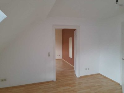 Schöne 2–Zimmer-Wohnung in zentraler Lage