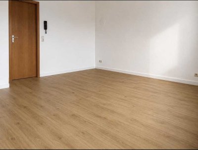 Paulinviertel: zentrale, komplett renovierte 2,5 ZKB mit neuer Küche