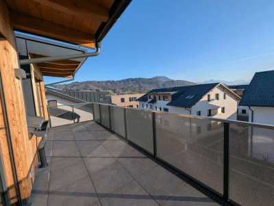 Erstbezug der Extraklasse: 4-Zimmer-Dachgeschosswohnung in ruhiger Zentrumslage von Hallwang!