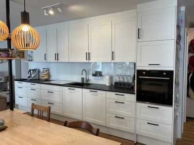 Exklusive, neuwertige 4,5-Zimmer-Wohnung mit Balkon und Einbauküche in Ravensburg
