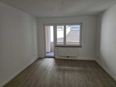 3-ZW mit Balkon in Innenstadtlage - 2er-WG möglich!