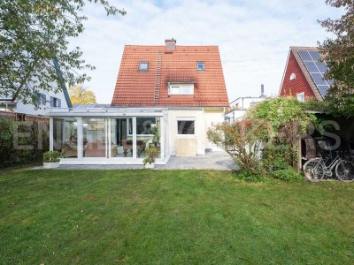 Charmantes Siedlungshaus mit Potenzial in Top-Lage mit großem Grundstück