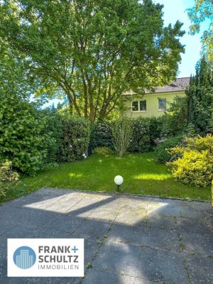 Schöner Wohnen mit eigenem Sonnengarten: ruhige 2,5 Zimmer Erdgeschosswohnung