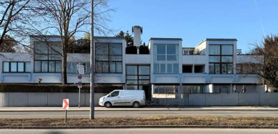Lichtdurchflutete Maisonette mit Wintergarten und zwei Dachterrassen