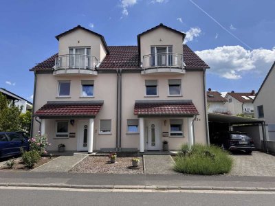 Doppelhaushälfte in Bestlage von Haibach zu vermieten - 3 volle Geschosse, Garten & Carport