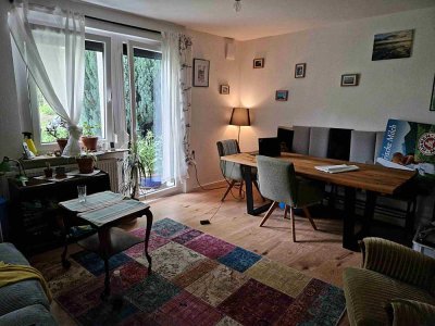 Schöne, helle und ruhige 3 Zi. Wohnung in Heilbronn-Sontheim, EBK, EG mit Gartenzugang
