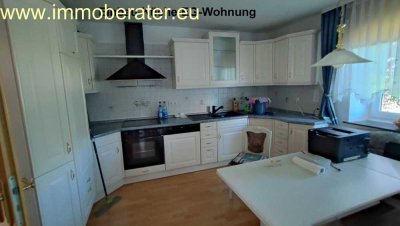Großzügige Erdgeschoss-Wohnung mit ca. 120 m² mit Terrasse und Gartenanteil/ komplett möbliert auch