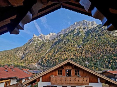 Helle 2-Zimmer-Wohnung im 2. OG mit Balkon in Mittenwald