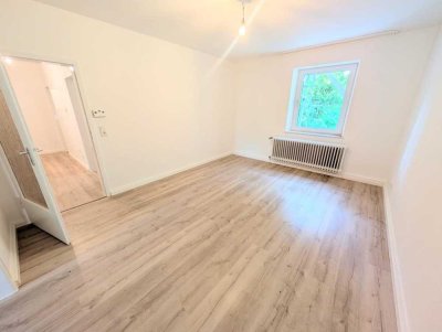 **Frisch renovierte Wohnung mit modernem Tageslichtbad gewünscht? Dann zugreifen!**