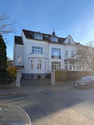 Exklusive Eigentumswohnung in einem repräsentativen Jugendstilhaus in Hannover-Waldhausen