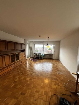 Ruhige 4-Zimmer-Wohnung mit Süd-Balkon in Dinkelsbühl