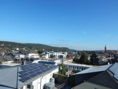 Blick über die Stadt- Altersgerechte helle Penthousewohnung an der Fußgängerzone