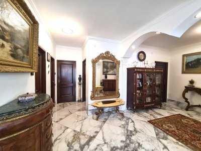 Sehr schöne, elegante Wohnung - Toplage in Baden!