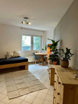 Helle, möblierte und zentral gelegene 1-Zimmer-Wohnung