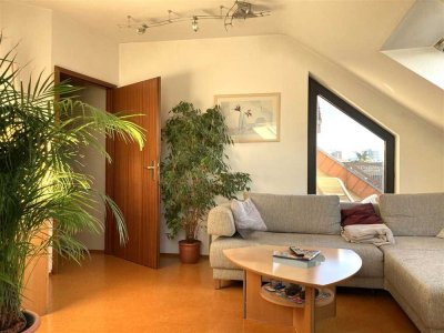 Dachgeschosswohnung mit Potenzial