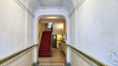 Altbauwohnung mit geräumiger Wohnküche & großem Bad in Berlin-Wedding (Nähe U6)