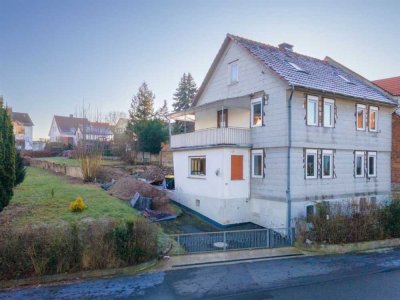 Günstiges, entkerntes Einfamilienhaus mit großem Garten wartet auf Engagement und Ideen