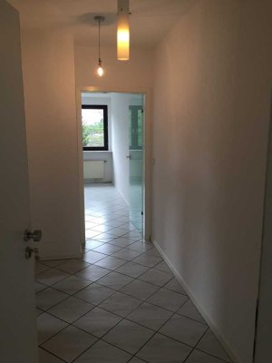 Schöne zwei Zimmerwohnung mit Blick ins Grüne