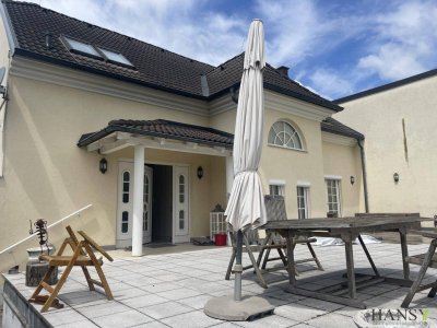 Modernisierte und gepflegte Stilvilla in Tribuswinkel mit hervorragender Infrastruktur