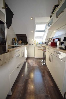 Top Dachgeschosswohnung in Erkrath- im grünen Gürtel Düsseldorfs