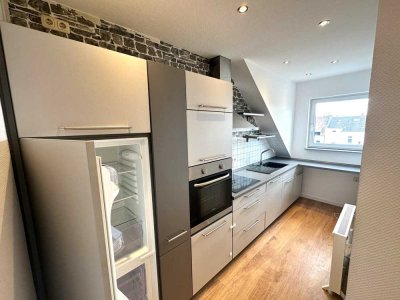Gemütliche 3-Zimmer-Dachgeschosswohnung in Gelsenkirchen-Buer! Einbauküche inklusive