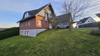 Geräumiges Einfamilienhaus in Hontheim