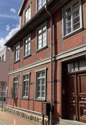 Wohnen im Denkmal in der wunderschönen Schelfstadt