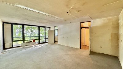 Renovierungsbedürftiges Apartment mit Balkon im 2. OG inkl. Garage in Köln-Weiden