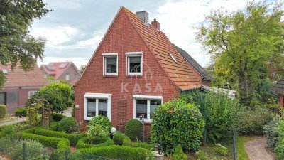 VERKAUFT! Gepflegtes Einfamilienhaus mit Terrasse und Garten in Leer-Heisfelde!