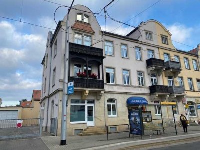Helle 3 Raum-Familienwohnung in zentraler Lage, 2 Balkone, Dusche, Wanne, Stellplatz