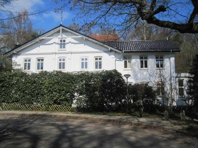 westimmobilien: Individuelle Maisonette Wohnung im Herrenhaus der Schloßbrauerei Barmstedt