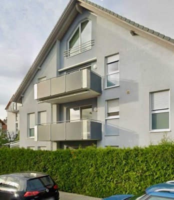 Exklusive 3 Zimmerwohnung mit Balkon, EBK, Garage und Stellplatz