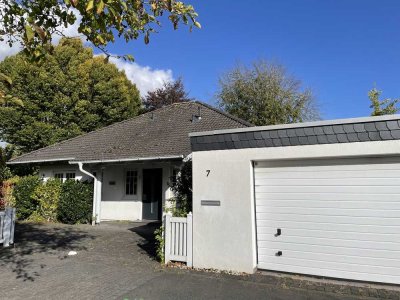 Großzügiger Bungalow mit Wintergarten, Garage und großem Garten zu vermieten