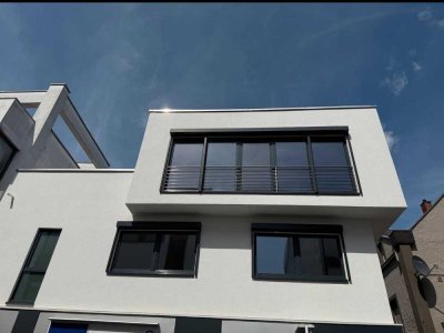 Attraktive 3-Zimmer-Maisonette-Wohnung mit gehobener Innenausstattung mit Einbauküche in Andernach