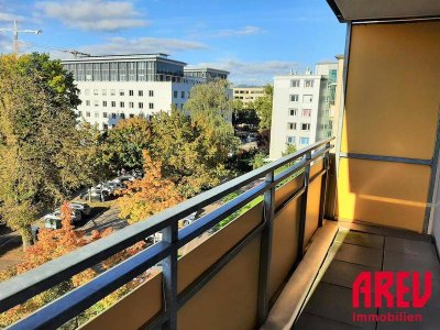 ZENTRALE 1 ZIMMER CITY WOHNUNG MIT BALKON WIRD FREI!