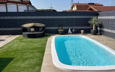 Ruhiger Kleingarten mit Pool &amp;Klima ; Hauptwohnsitz möglich – nur 8 km nach Wien